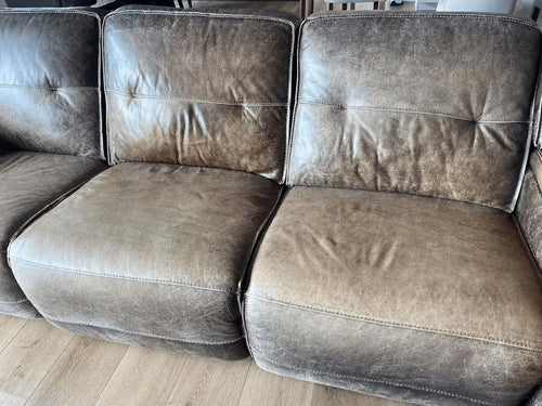 Dernier Jour -50% | ÉclatFix Baume Réparateur pour Cuir et Meubles — photo d'un client 2